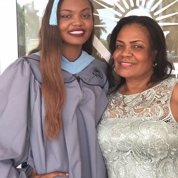 Meet your Posher, Marie - Picture 1 of 1